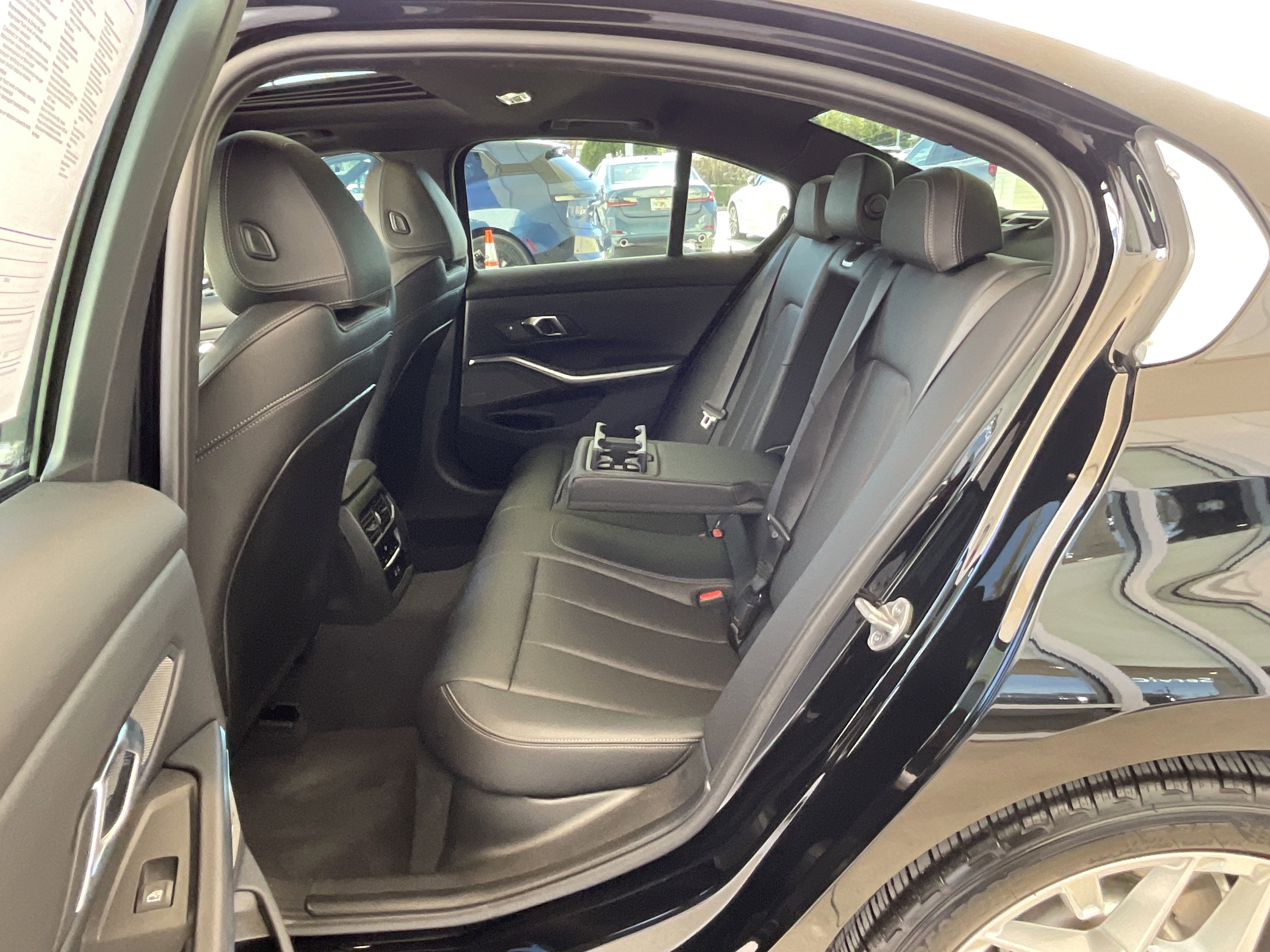 Certified 2025 BMW 330i Sedan image 26