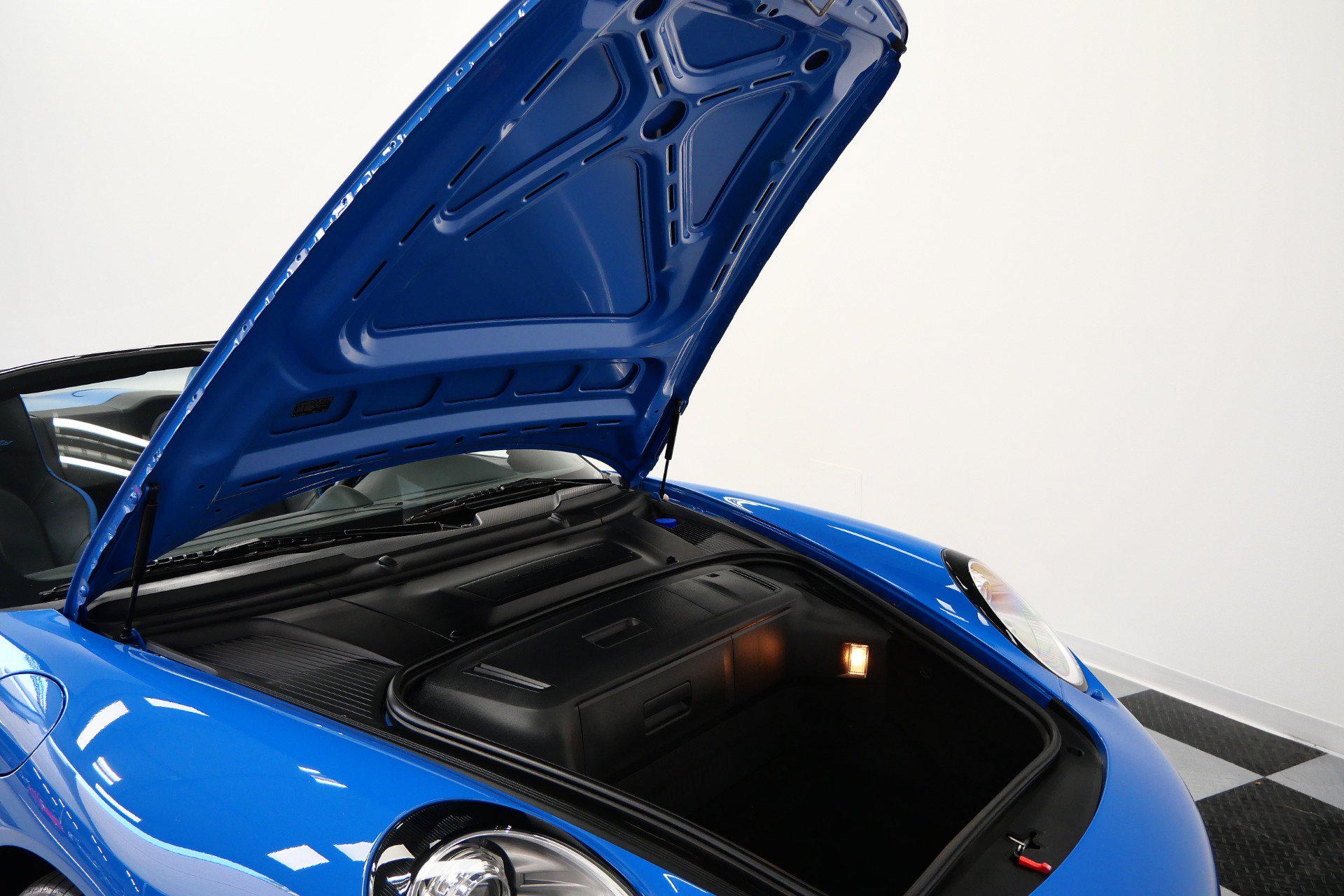 Used 2011 Porsche 911 Speedster RWD image 49