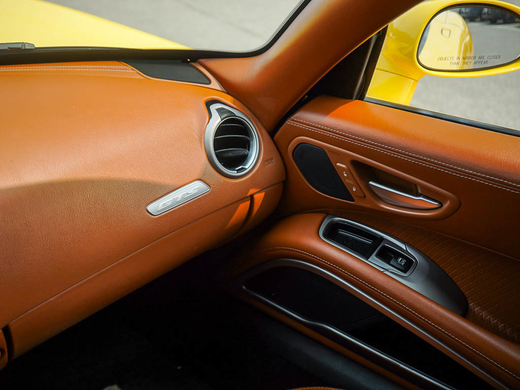 Used 2013 SRT Viper GTS w/ GTS Laguna Interior Pkg RWD image 41