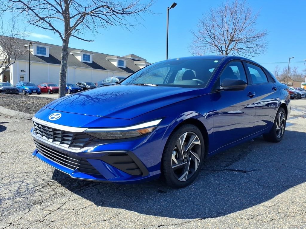 New 2025 Hyundai Elantra Sport image 10