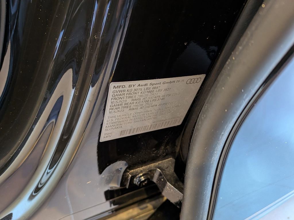 New 2026 Audi RS Q8 performance image 25