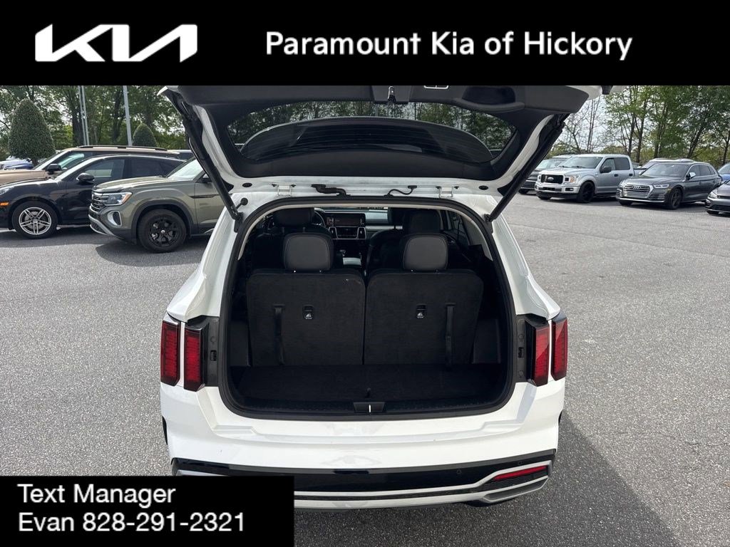 Used 2022 Kia Sorento EX image 10