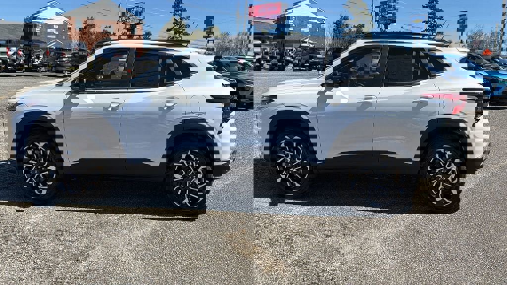 New 2026 Chevrolet Trax RS w/ Sunroof Package image 8