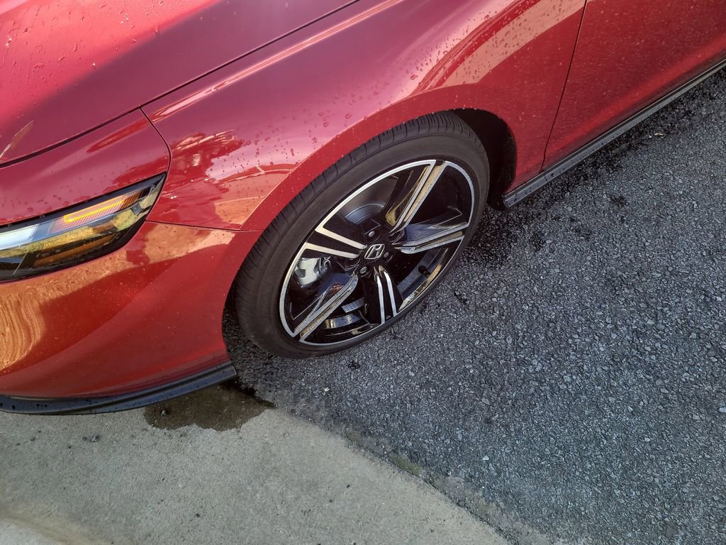 Used 2025 Honda Accord Sport image 9