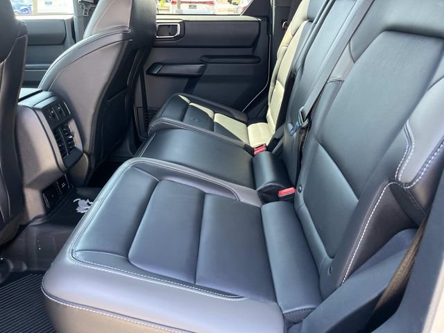 Used 2025 Ford Bronco Outer Banks AWD/4WD image 20