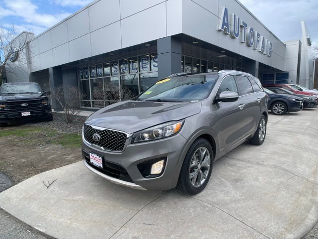 Used 2017 Kia Sorento SX AWD/4WD image 4