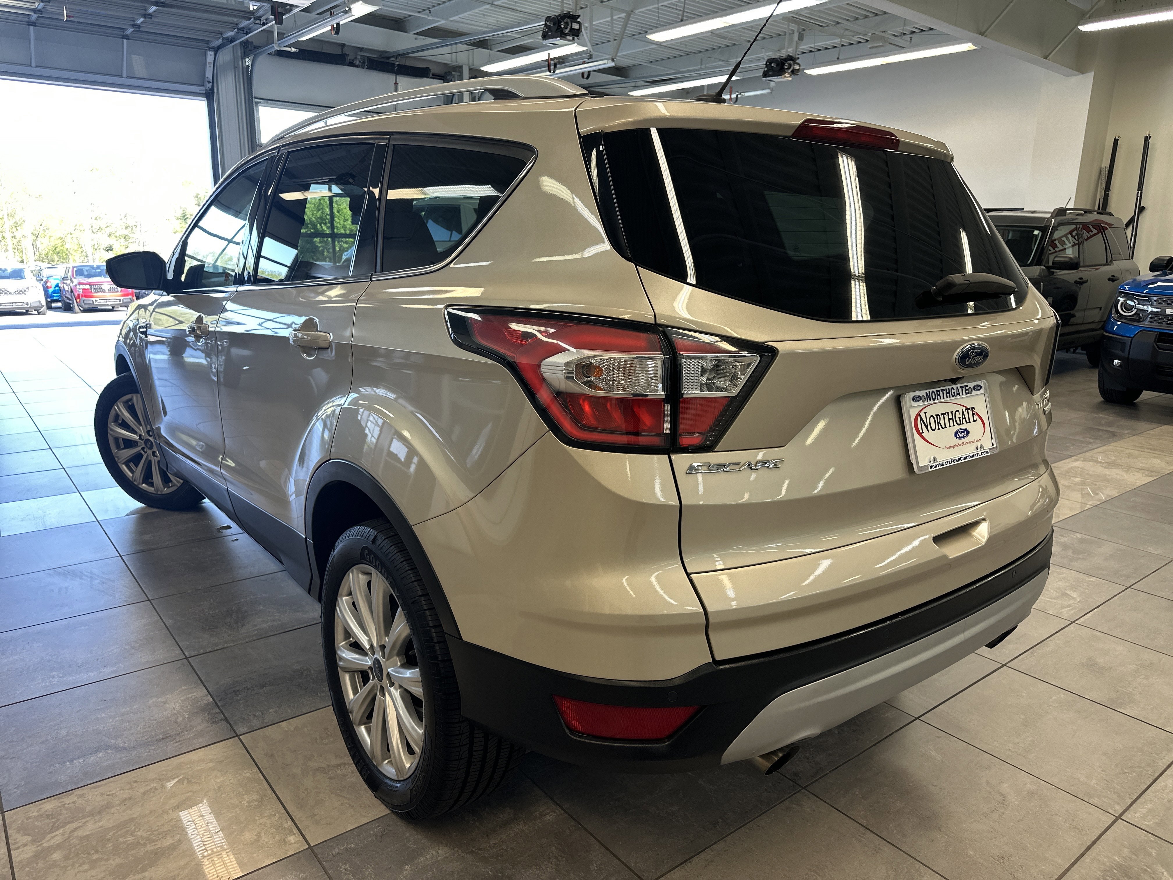 Used 2017 Ford Escape Titanium image 14