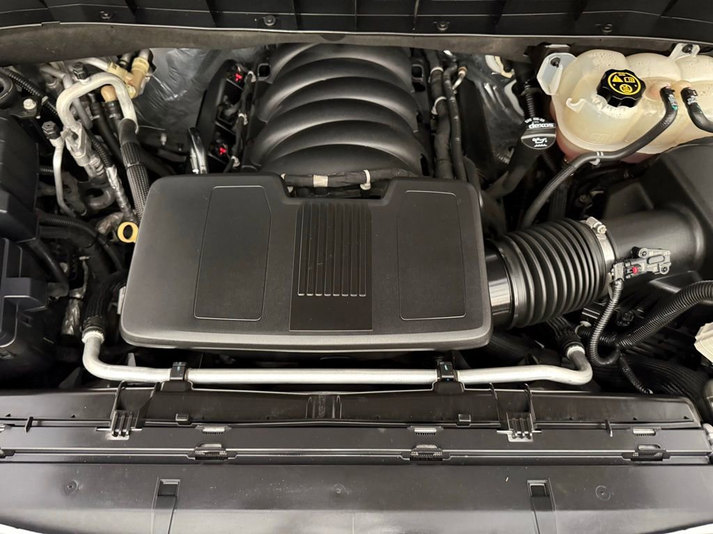 Used 2021 Chevrolet Suburban Premier w/ Premium Package AWD/4WD image 30