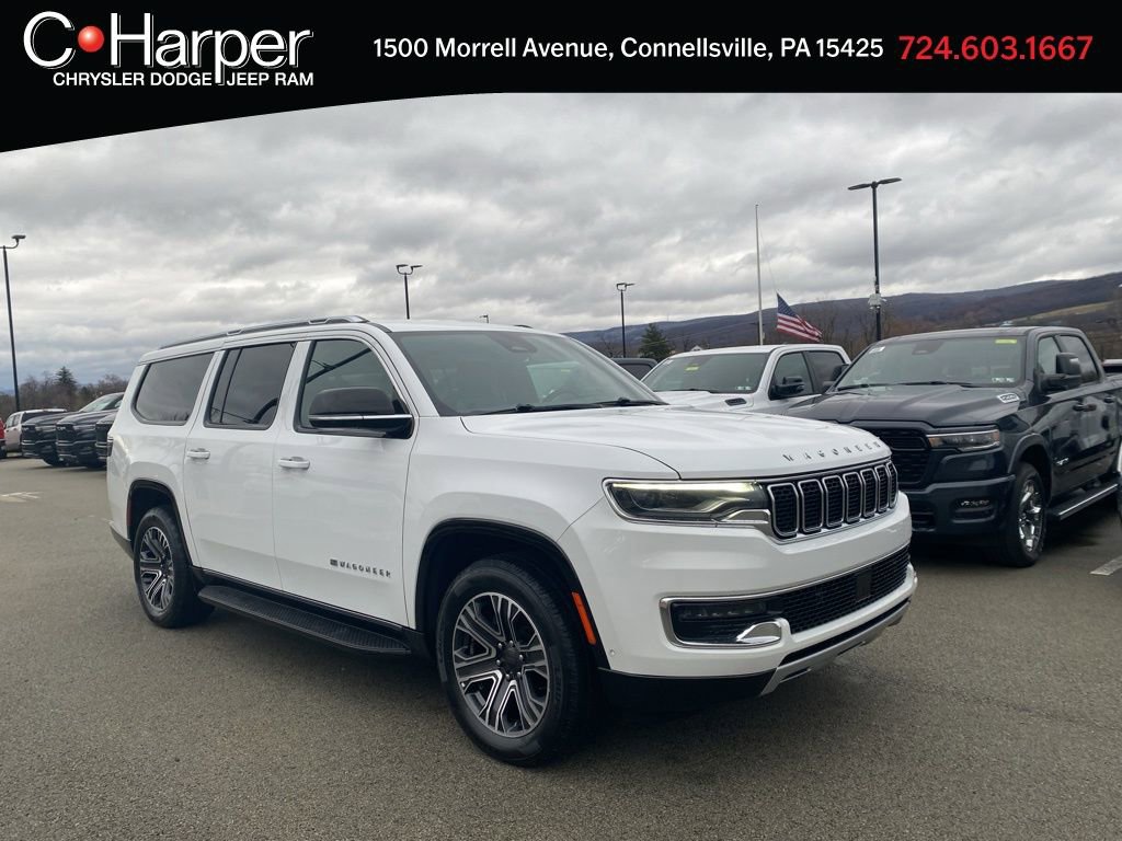 Certified 2024 Jeep Wagoneer L Series II w/ Flexible Seating Group image 1