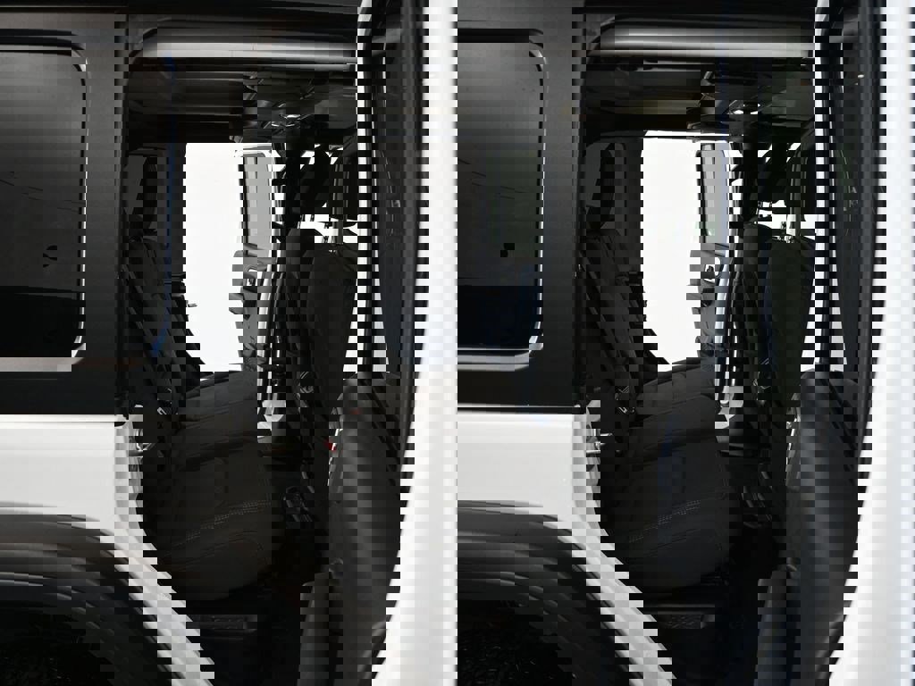 Used 2023 Jeep Wrangler Unlimited Rubicon 4xe w/ Cold Weather Group image 9