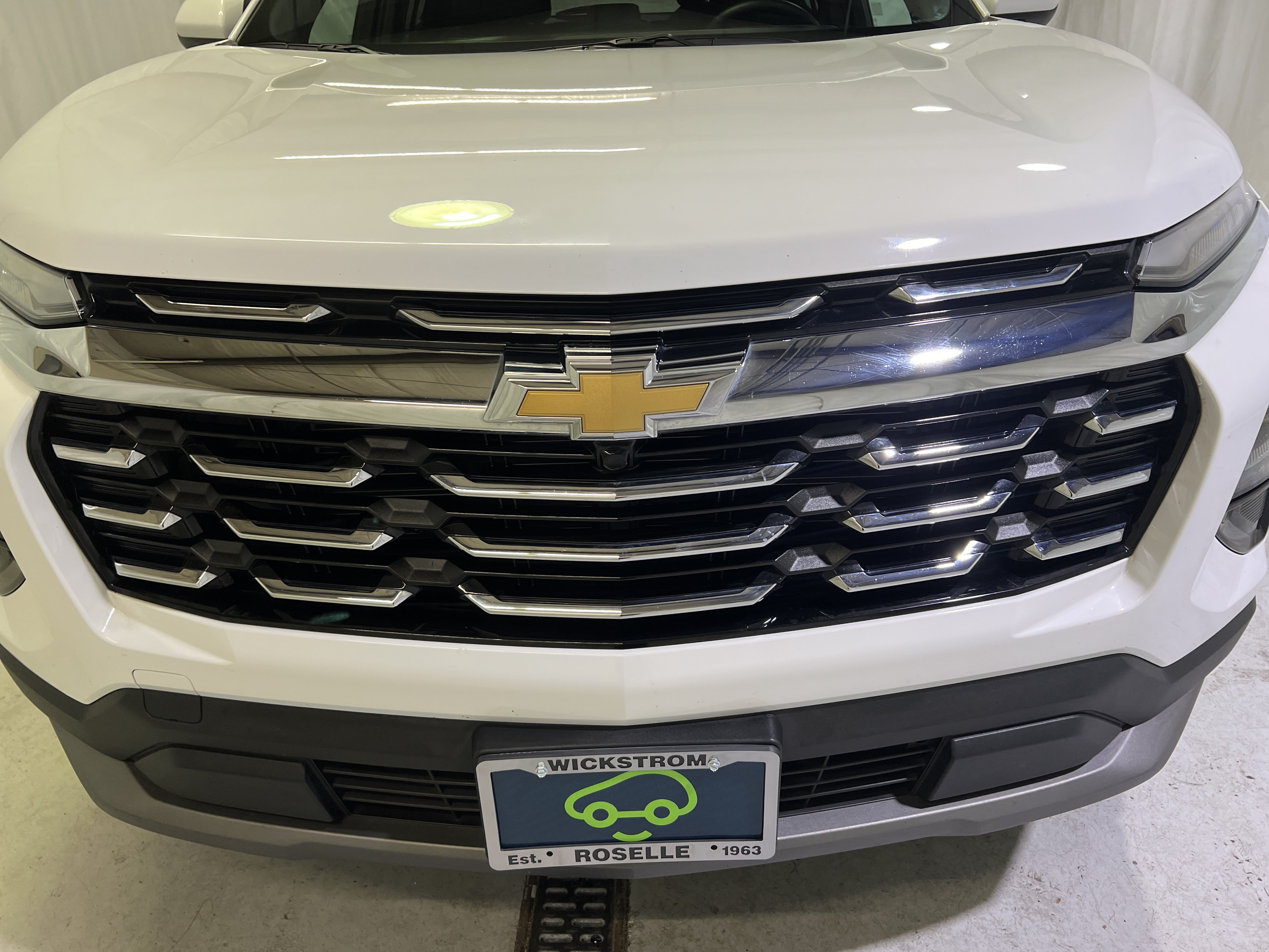 Certified 2026 Chevrolet Equinox LT w/ Convenience Package II AWD/4WD image 4