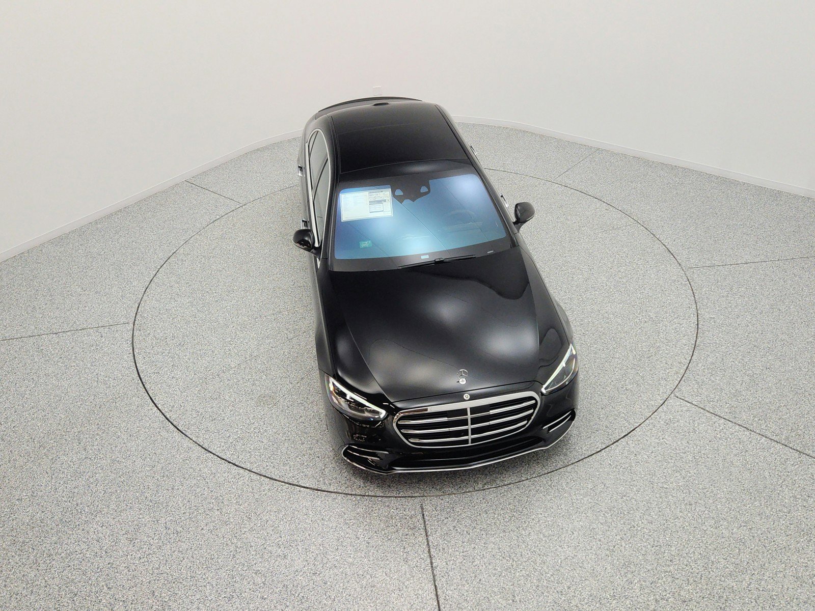 New 2026 Mercedes-Benz S 580e 4MATIC Sedan image 10