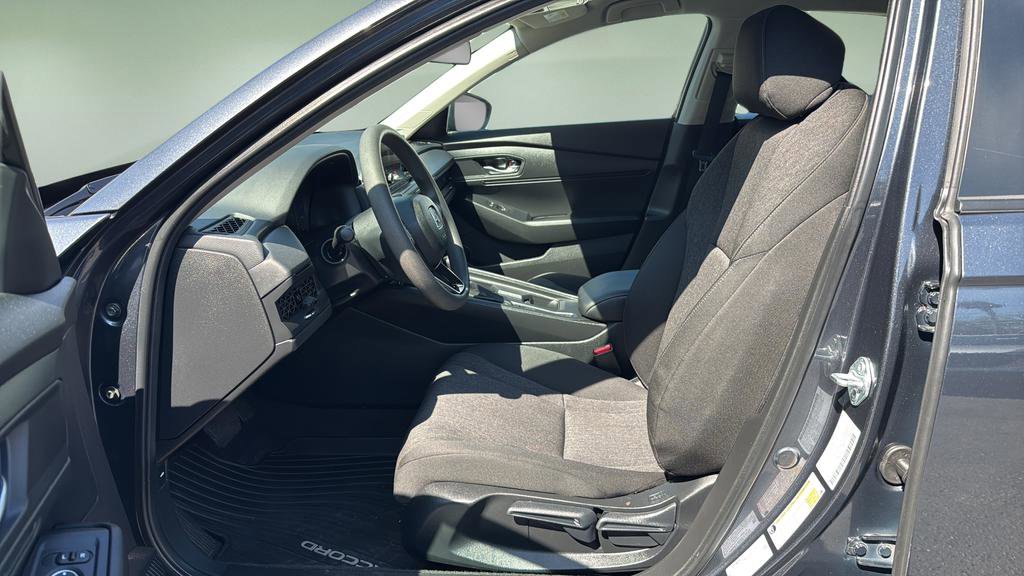 Used 2025 Honda Accord LX image 11