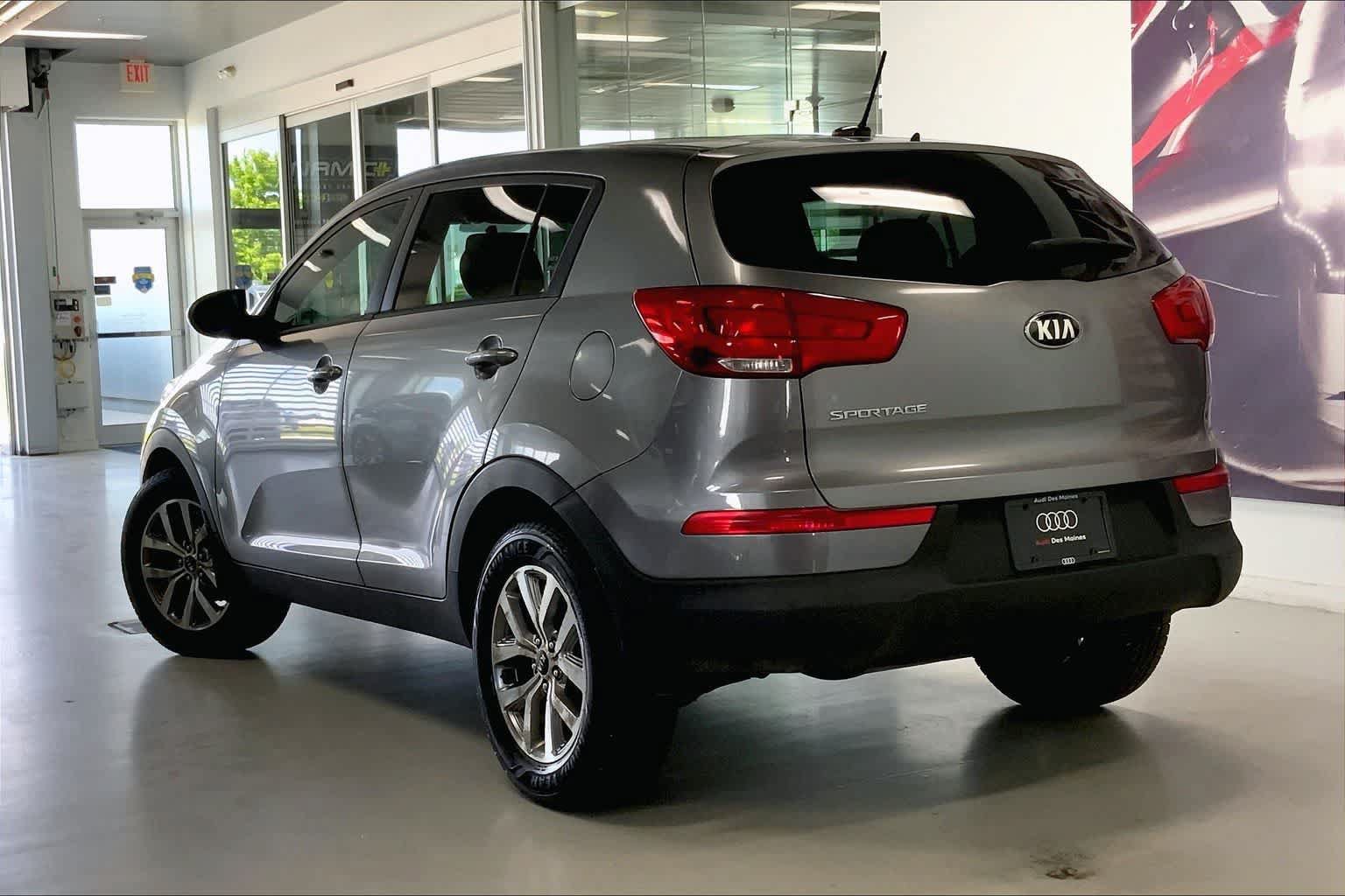 Used 2015 Kia Sportage LX FWD image 4