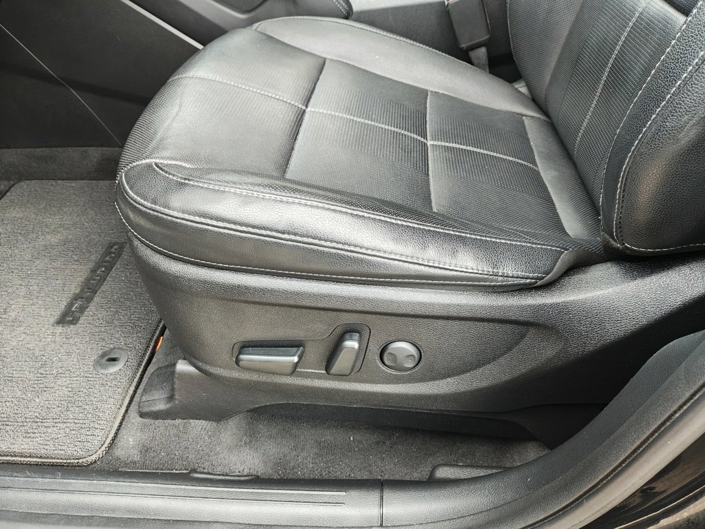 Used 2021 Kia Telluride EX w/ EX Premium Package image 16