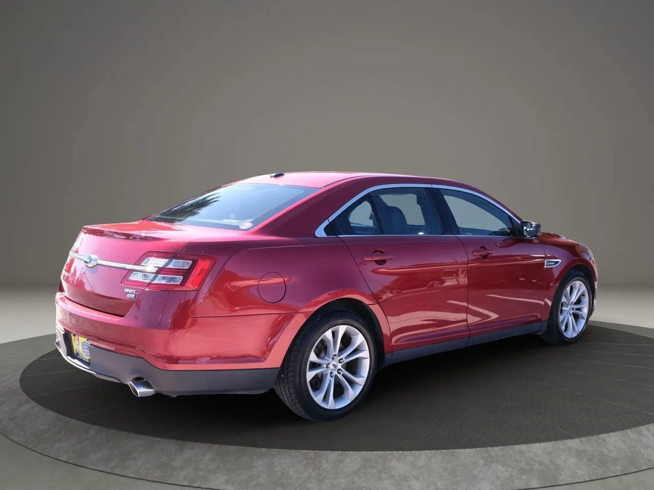 Used 2013 Ford Taurus SEL image 5