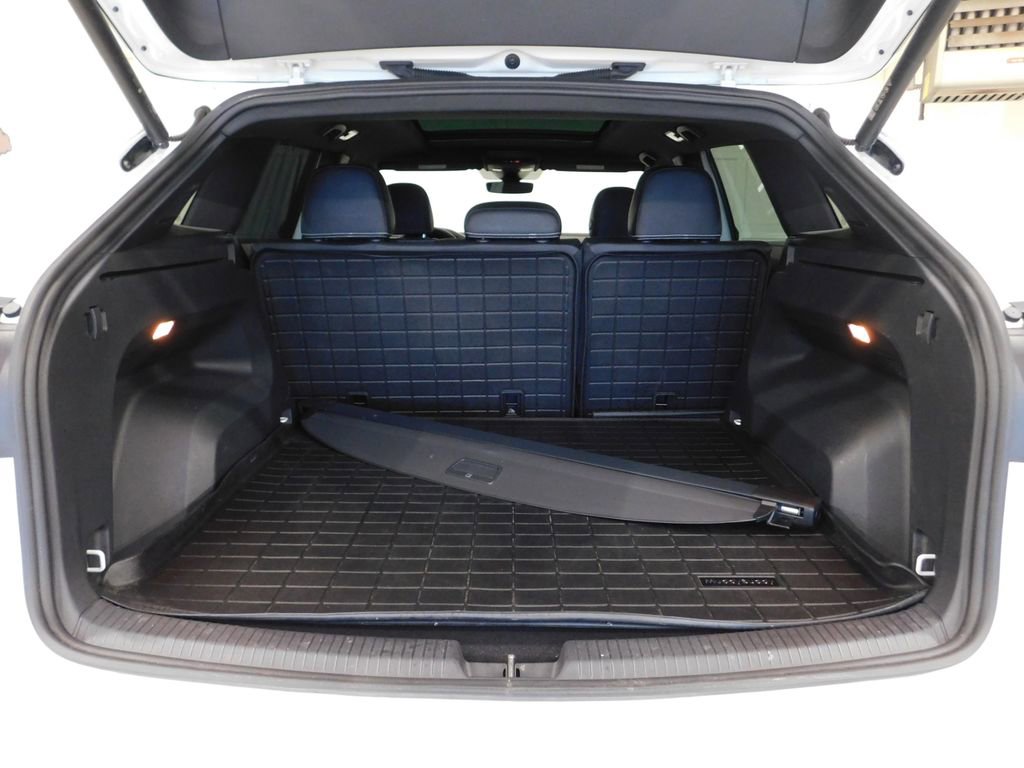 Used 2023 Volkswagen Atlas Cross Sport SEL Premium R-Line image 88