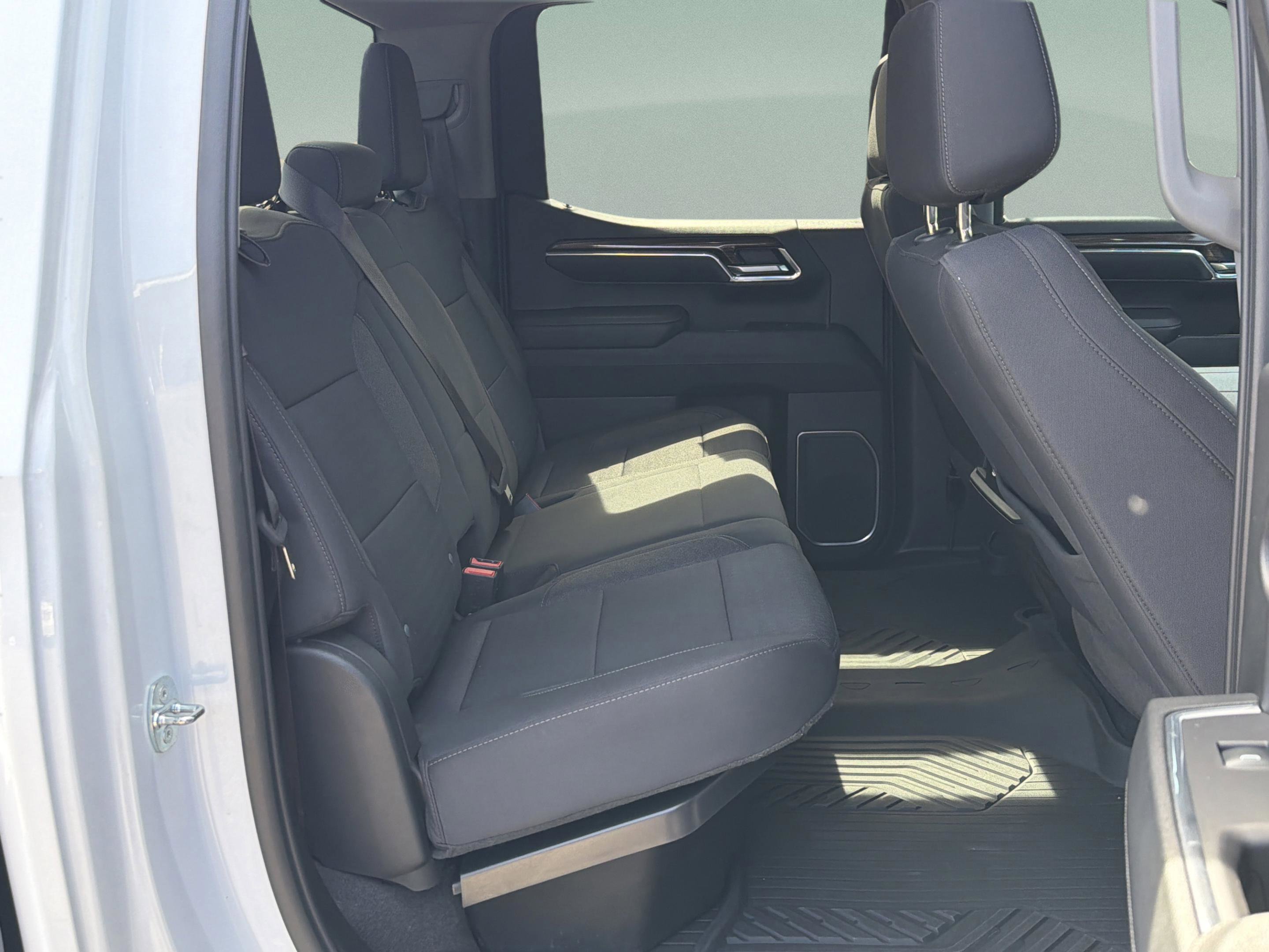 Used 2023 Chevrolet Silverado 1500 LT Trail Boss w/ Protection Package image 25