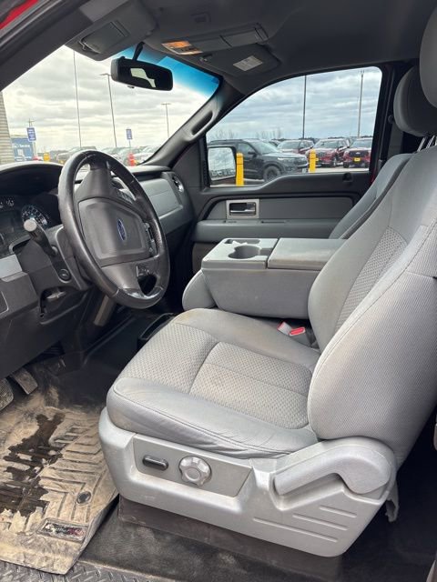 Used 2011 Ford F150 XLT w/ XLT Chrome Pkg AWD/4WD image 8