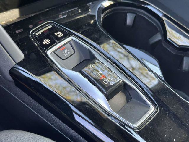 Used 2025 Audi Q5 Premium Plus w/ Premium Plus AWD/4WD image 27