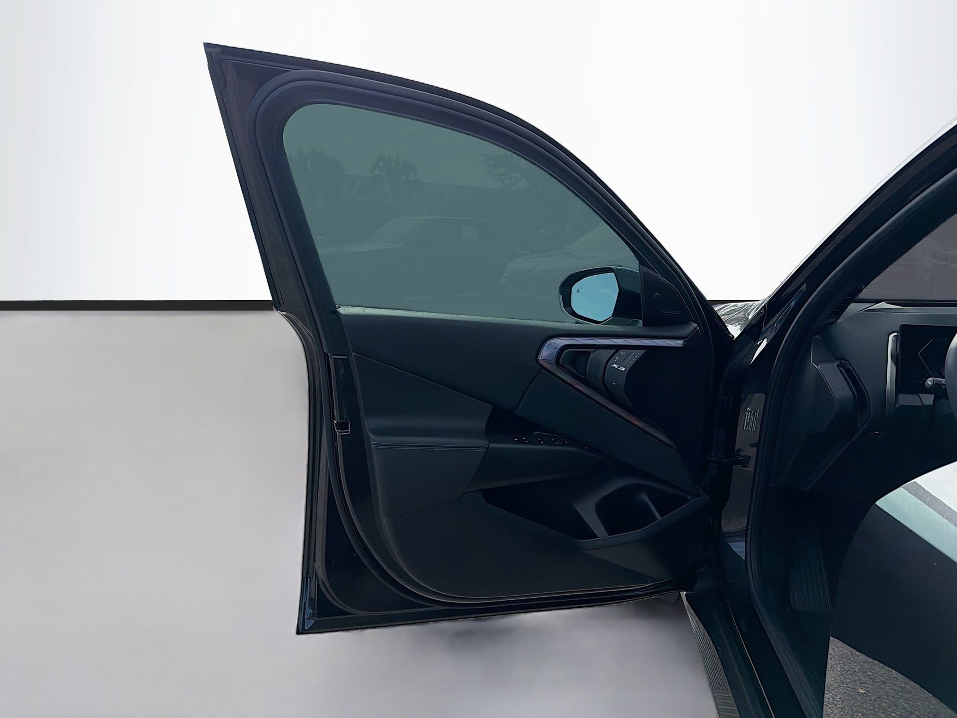 Used 2025 BMW X3 xDrive30i w/ Premium Package image 22