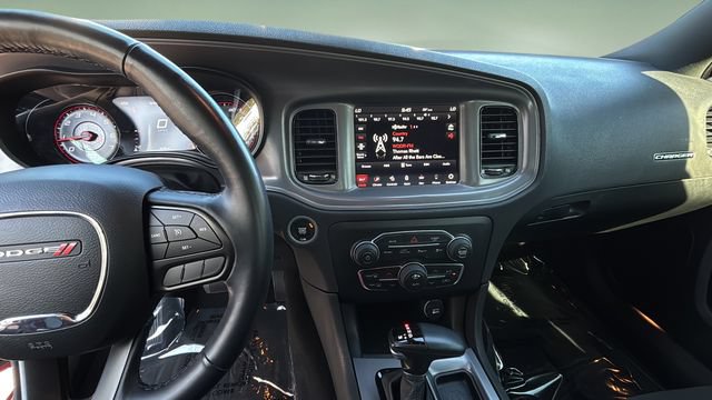Used 2023 Dodge Charger SXT AWD/4WD image 11