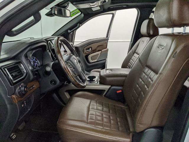 Used 2021 Nissan Titan Platinum Reserve w/ Moonroof Package image 18