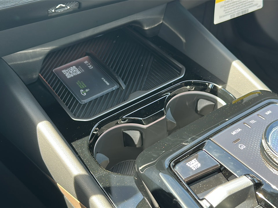 New 2026 BMW 530i w/ Premium Package image 25