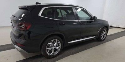 Used 2023 BMW X3 xDrive30i w/ Premium Package image 5