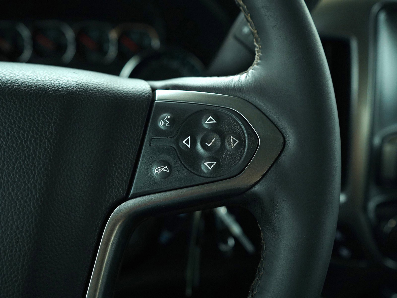 Used 2019 Chevrolet Silverado 2500 LTZ image 24