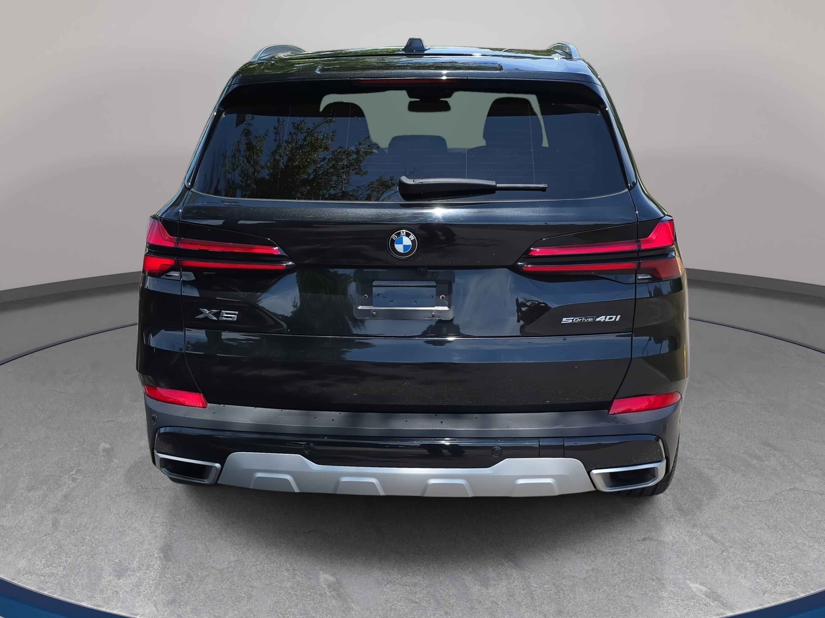 Used 2025 BMW X5 sDrive40i w/ Executive Package RWD image 6