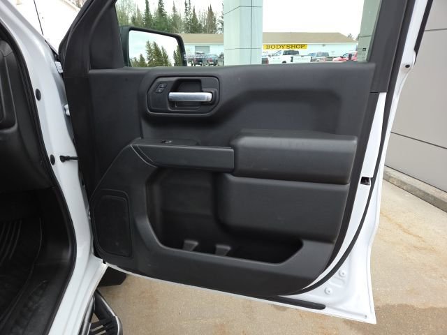 Used 2020 Chevrolet Silverado 1500 Custom w/ Custom Value Package image 45