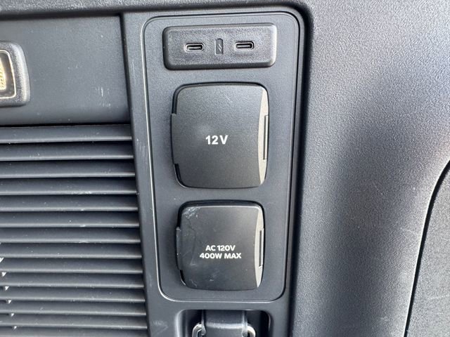Used 2025 Ford Expedition Max Platinum image 17