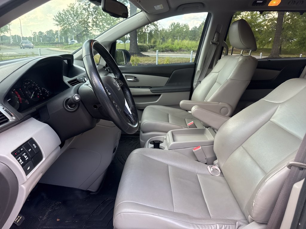Used 2015 Honda Odyssey EX-L image 12