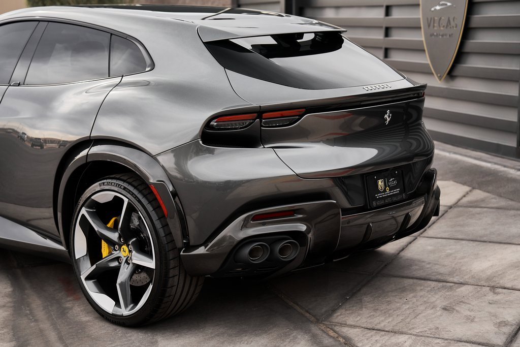 Used 2025 Ferrari Purosangue image 12