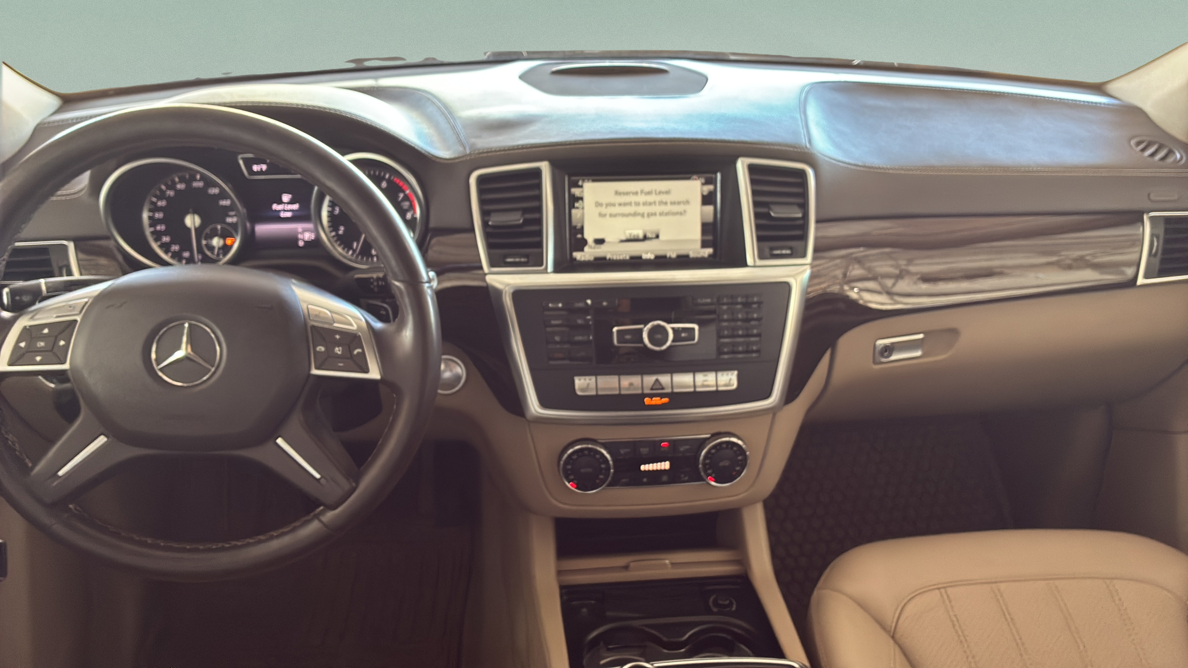 Used 2014 Mercedes-Benz GL 450 4MATIC image 11