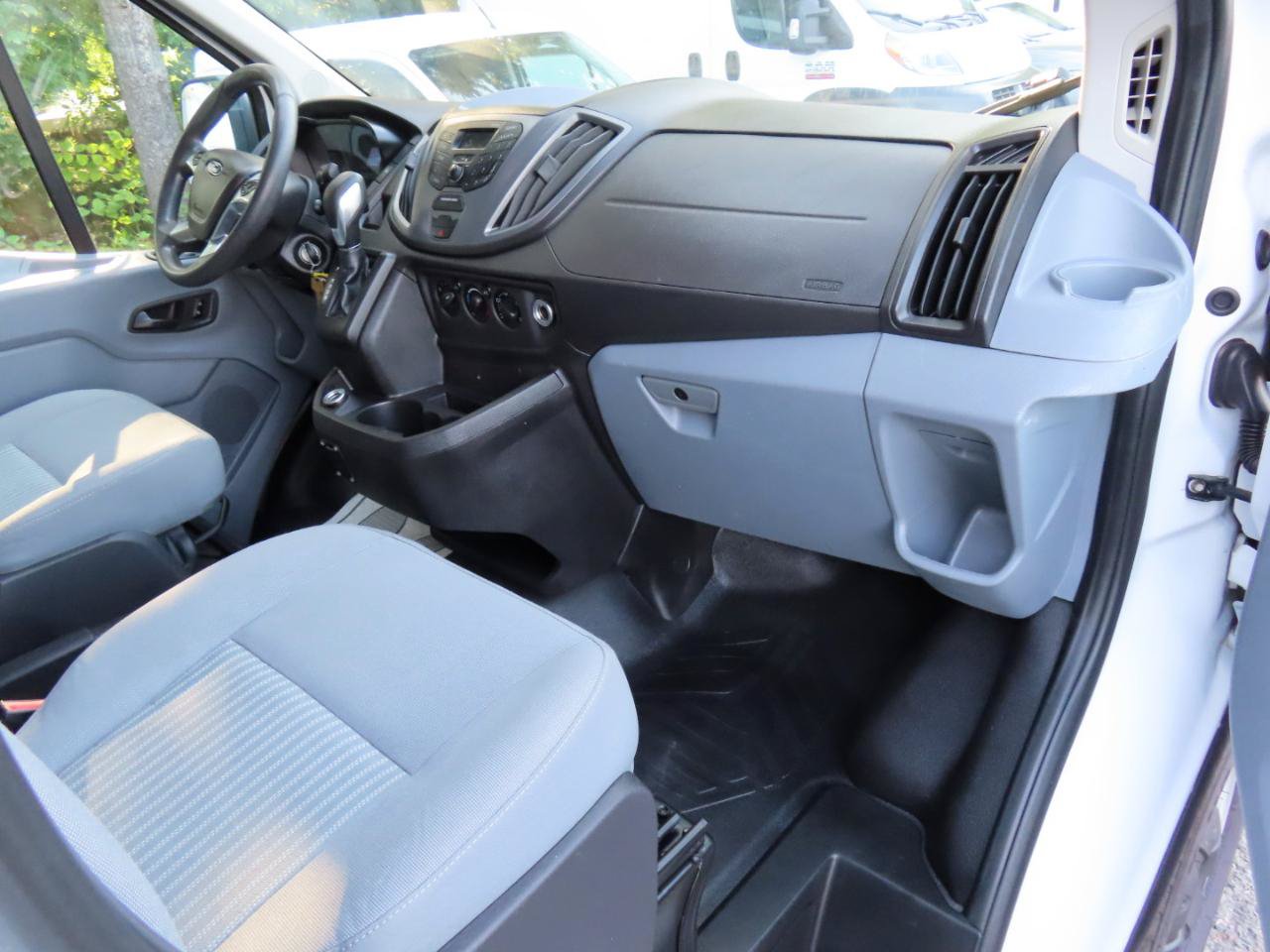 Used 2019 Ford Transit 150 130 Low Roof RWD image 13