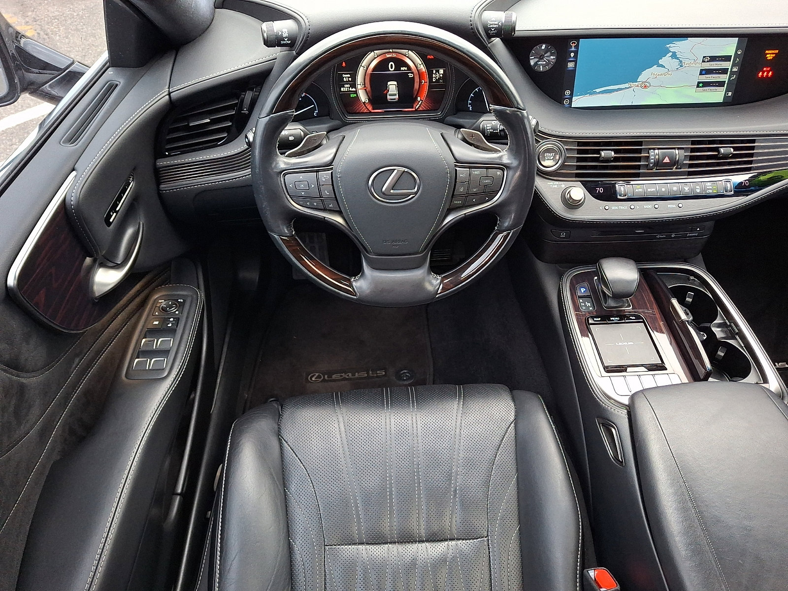 Used 2018 Lexus LS 500 AWD w/ Interior Upgrade Package image 11