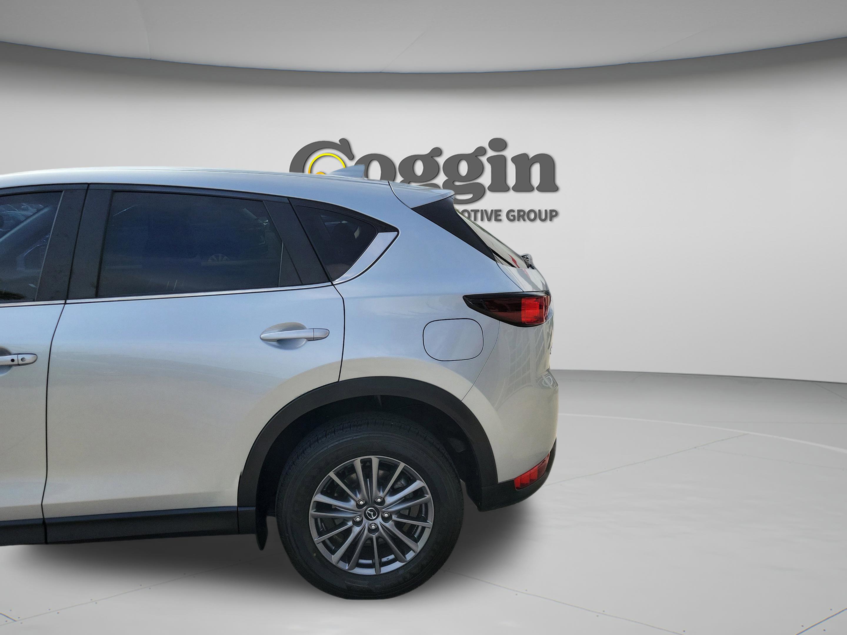Used 2021 MAZDA CX-5 Touring FWD image 29