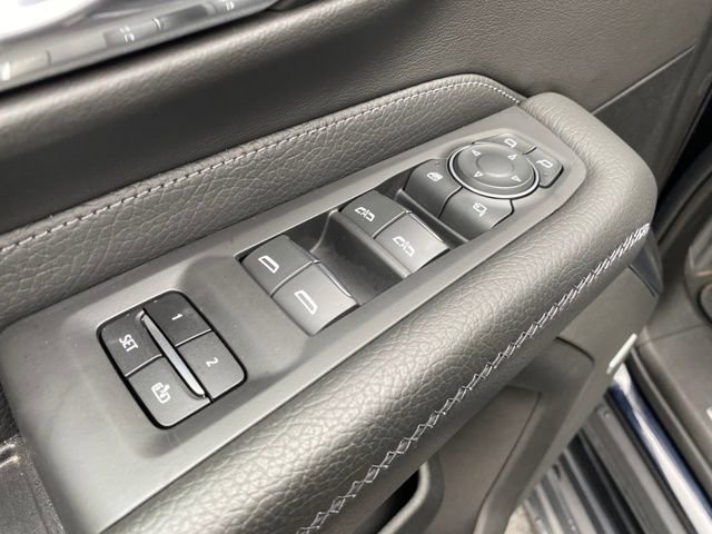 Certified 2023 GMC Yukon Denali image 17