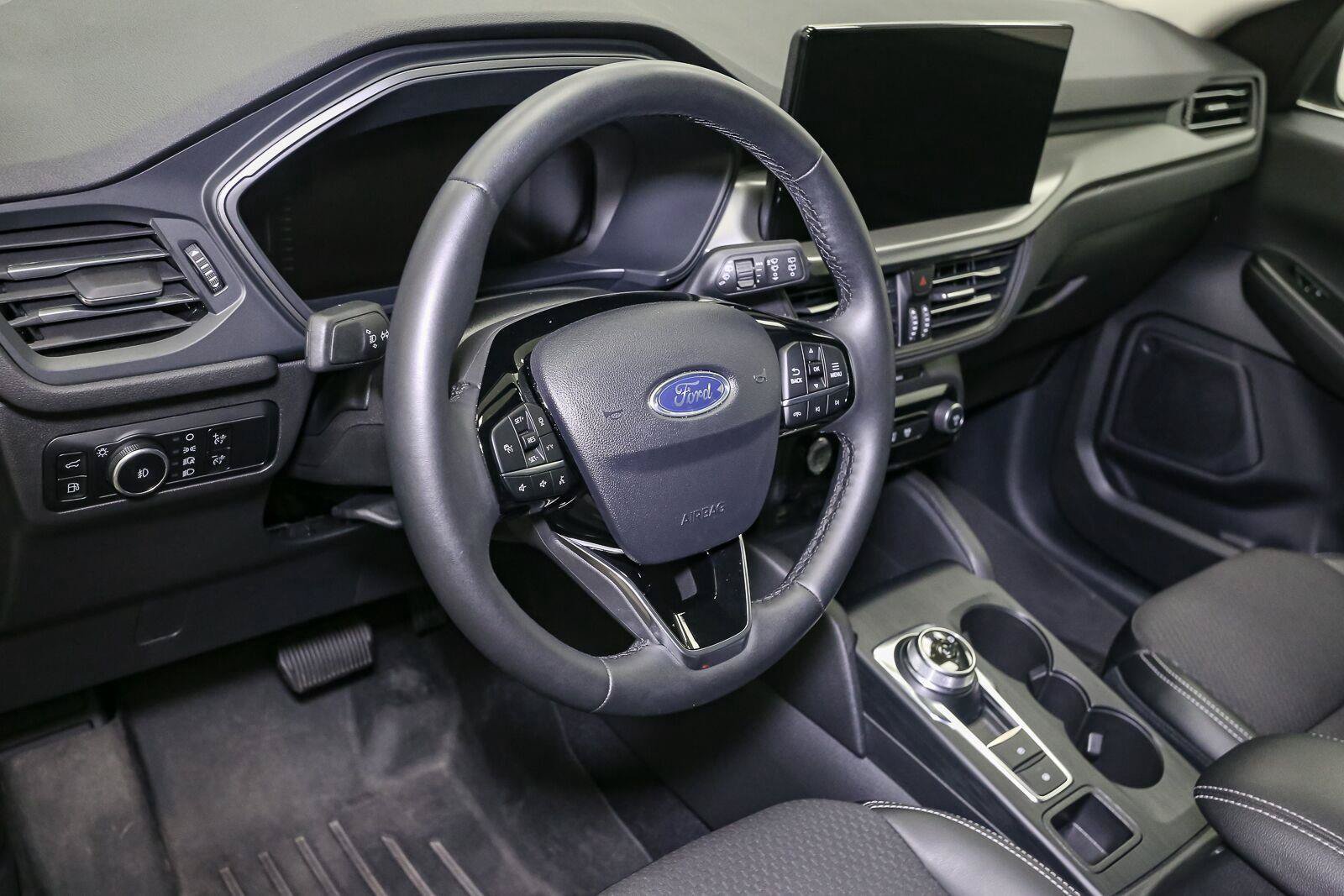 Used 2023 Ford Escape SE FWD image 22