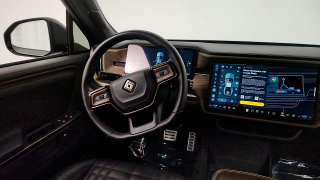 Used 2026 Rivian R1T Premium Tri AWD/4WD image 51