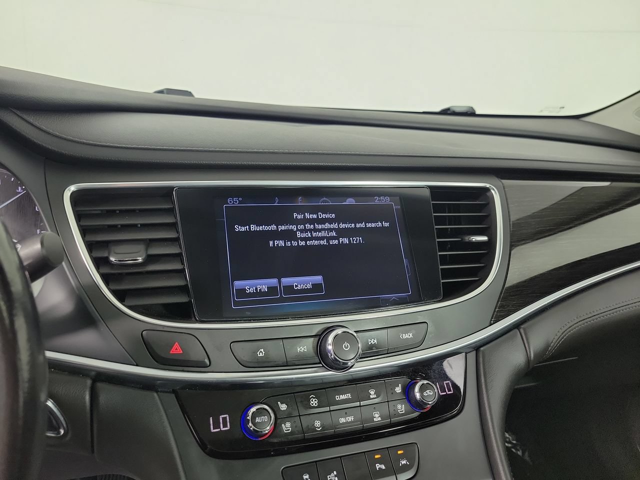 Used 2017 Buick LaCrosse Premium w/ Driver Confidence Package #2 FWD image 13
