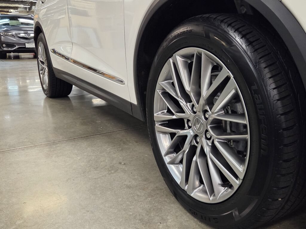 Certified 2023 Acura MDX w/ Advance Package AWD/4WD image 11