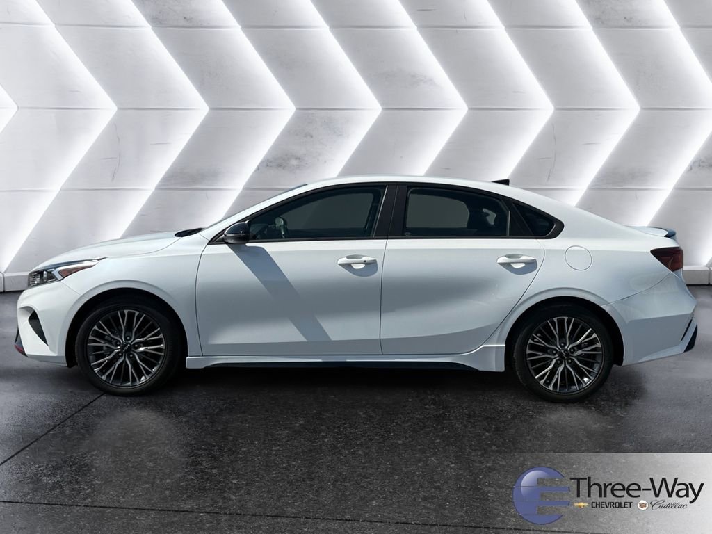 Used 2023 Kia Forte GT-Line image 2