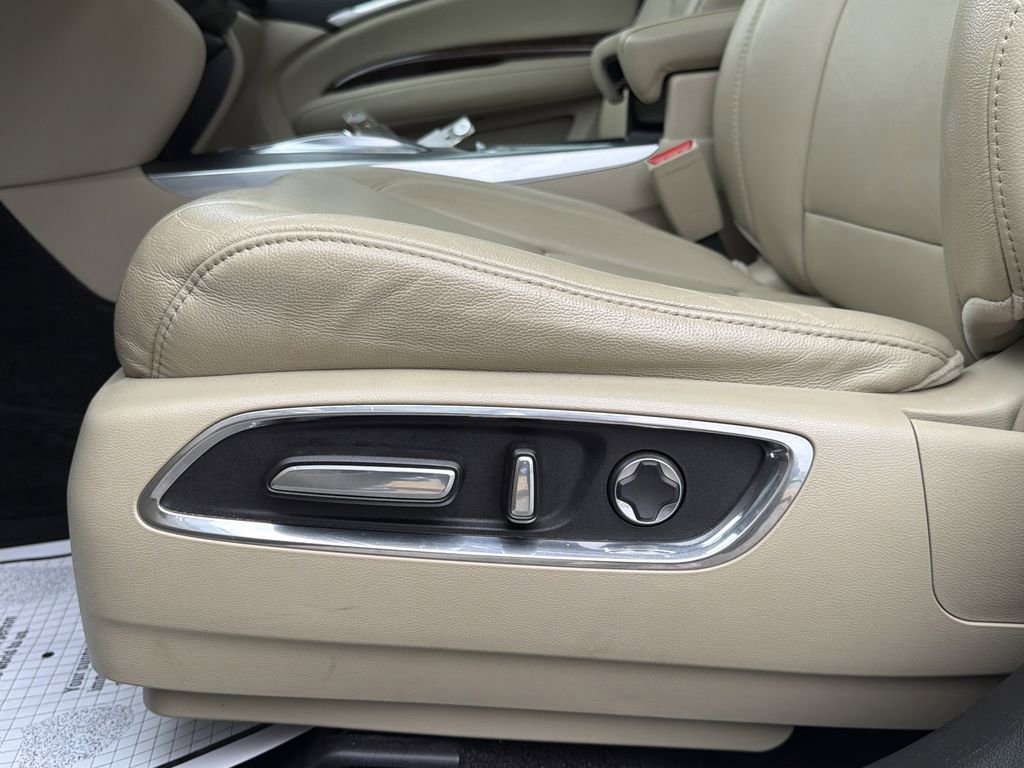 Used 2020 Acura MDX SH-AWD image 24