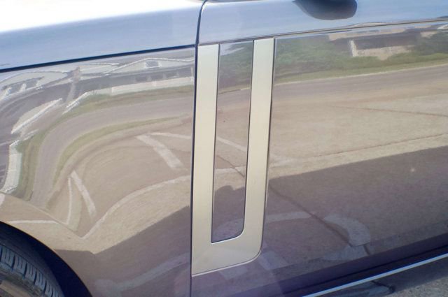 Used 2025 Land Rover Range Rover Long Wheelbase SE AWD/4WD image 11