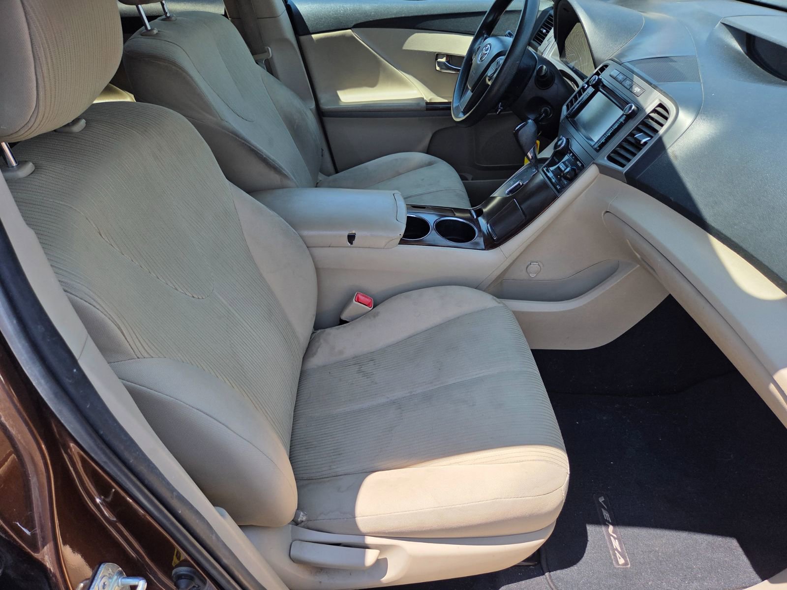 Used 2013 Toyota Venza XLE image 15