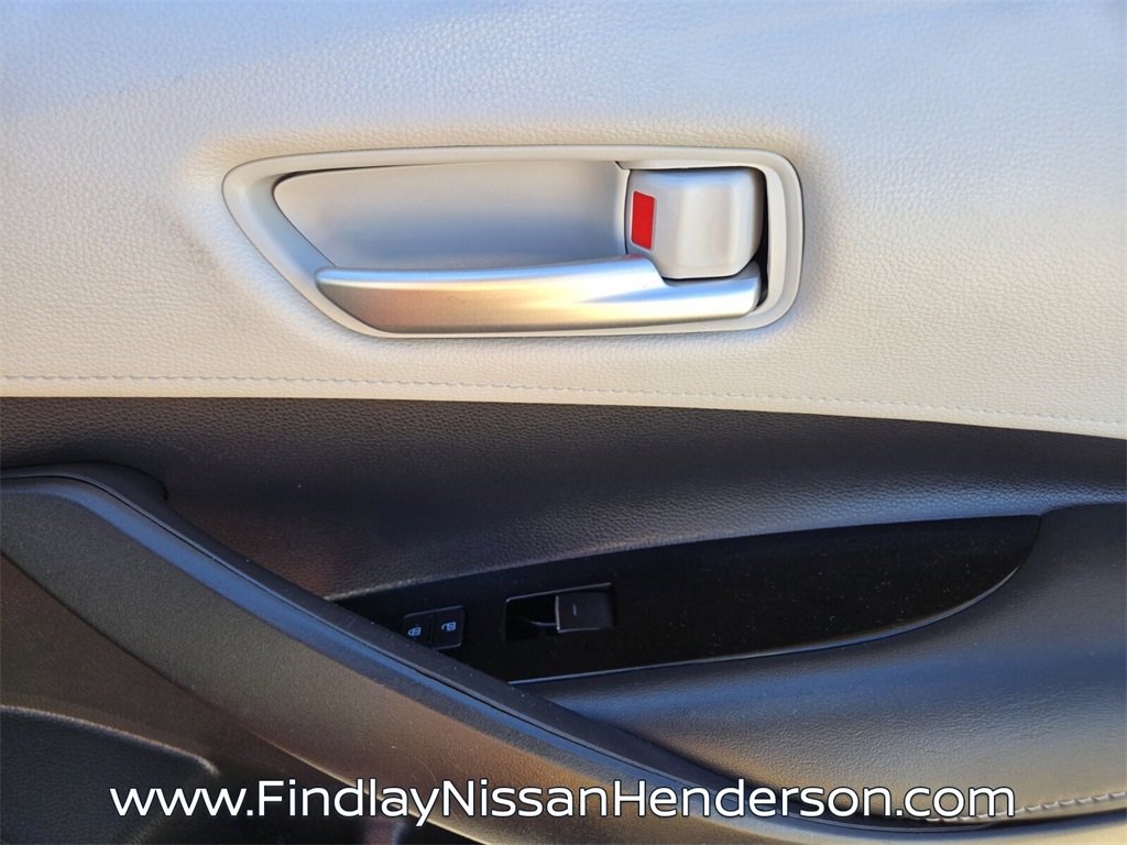 Used 2021 Toyota Corolla SE image 18