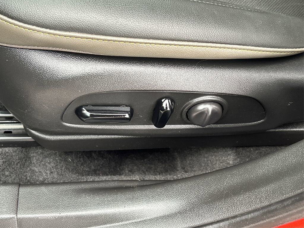 Used 2024 Chevrolet Trax ACTIV image 36